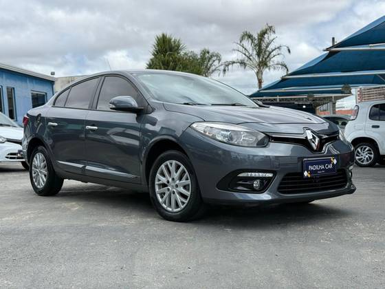 RENAULT FLUENCE 2.0 DYNAMIQUE PLUS 16V FLEX 4P AUTOMÁTICO RENAULT FLUENCE 2.0 DYNAMIQUE PLUS 16V FLEX 4P AUTOMÁTICO
